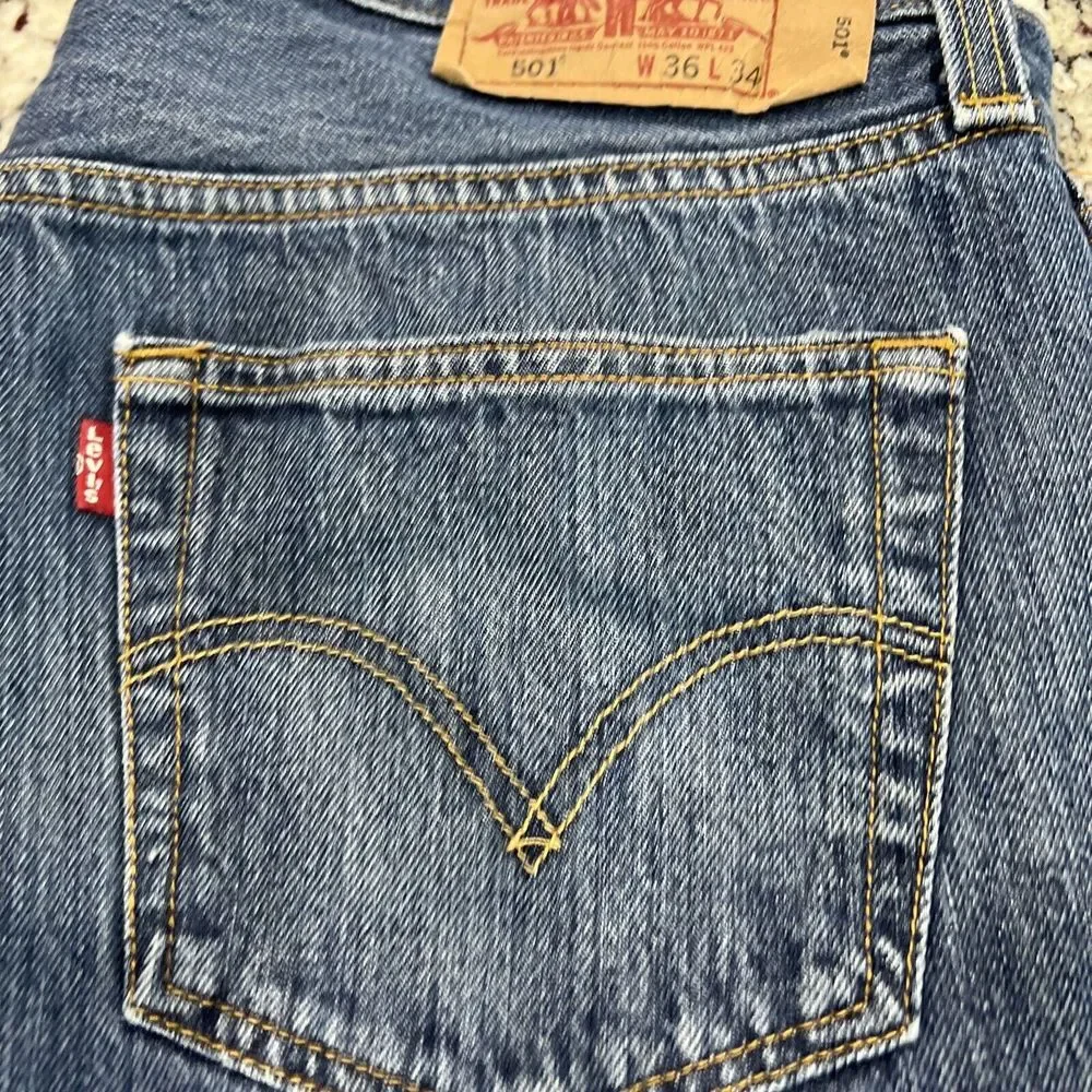 Levis elevate your